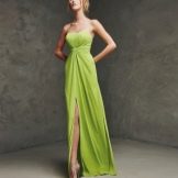 Evening dress from Pronovias salad green