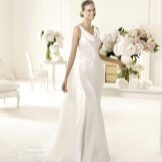 Bodycon wedding dress from the MANUEL MOTA collection by Pronovias