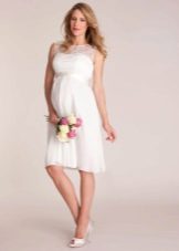 Gaun pengantin lurus untuk wanita hamil