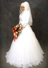 Robe de mariée bouffante musulmane