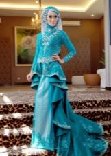 Türkises muslimisches Brautkleid