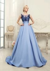 Vestido de novia azul de Naviblue Bridal