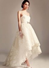 Gaun pengantin depan pendek oleh Temperley London