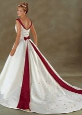 Bonny nuotakos balta ir raudona vestuvinė suknelė su traukiniu