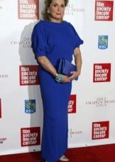 Вечерна рокля синя за жени на 50 години