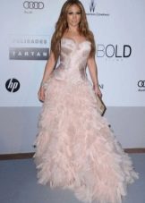 Jennifer Lopez v večerni obleki Roberta Cavallija