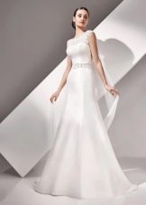 Vestido de novia de la colección Amur directamente de Amur Bridal