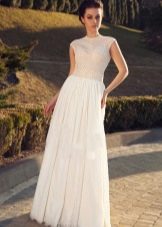 Vestido de novia con top cerrado de la colección Crystal Desing 2014