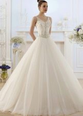Brautkleid mit Korsett aus der ROMANCE Kollektion von Naviblue Bridal