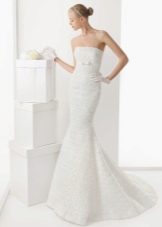 Vestido de novia confeccionado en tejido texturizado de Rosa Clara 2013