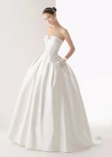 Gaun pengantin dari Rosa Clara 2014