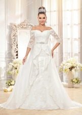 Gaun pengantin dari Bridal Collection 2014 dalam gaya puteri