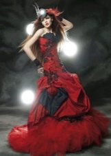 raudona ir juoda vestuvine suknele