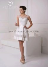 Пищна къса булчинска рокля от Василков