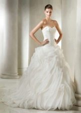 Gaun pengantin dari koleksi Dreams oleh San Patrick
