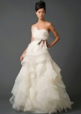 Wedding dress by Vera Wong from the 2011 collection with a colored belt