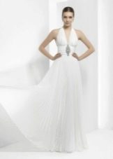 Jednoduché bílé empírové svatební šaty