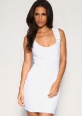 Biała dżinsowa sukienka