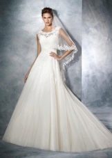 Gaun pengantin dari White One a-line