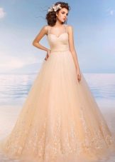 Gaun pengantin berwarna dari Romanova
