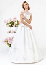 Vestido de novia de la colección Simple White de Kookla con top de encaje