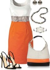 Oranža kleita ar baltu