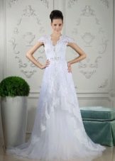 Сватбена рокля от Таня Григ с дантела