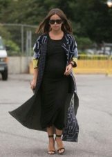 Rochie neagra lunga de maternitate tricotata