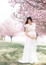Sukienka do sesji zdjęciowej kobiety w ciąży