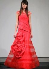 Rochie roșie de mireasă de Vera Wong