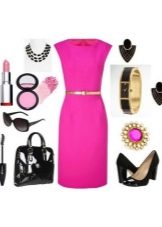 Roze jurk en accessoires voor dames van het kleurtype Bright Winter