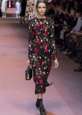Dolce Gabbana fekete ruha rózsákkal