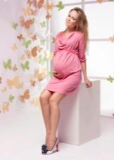 Rochie de maternitate roz de primavara