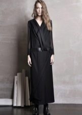 Lange zwarte jurk met lage taille