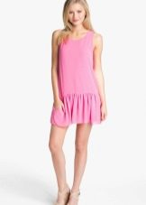 Gaun pendek pinggang rendah merah jambu