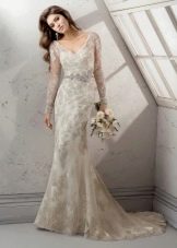 Dramblio kaulo spalvos vestuvinė suknelė