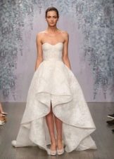 Slim-fit wedding dress high-low