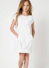 Kleid für ein Mädchen 13-14 Jahre alt