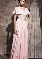 rožinės spalvos satino suknelė