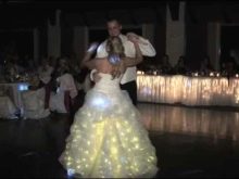 svadobné šaty s LED - reálne foto zo svadby