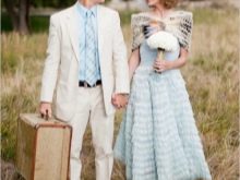 Blue wedding dress combined with the groom's outfit