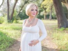 Mărgele pentru o ședință foto a femeilor însărcinate