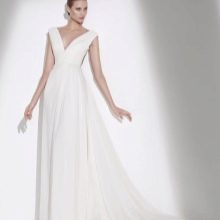 Svatební šaty z kolekce 2015 od Elie Saab Empire