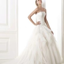 Vestido de novia de la colección DREAMS de Pronovias lush