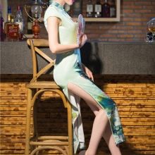 Yarıklı Cheongsam elbise