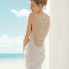 Hairstyle for a dress with an open back