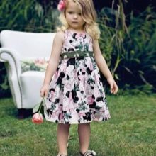 Barevné áčkové šaty pro dívky 3-5 let