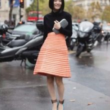 Ljetna midi suknja A-kroja u narančastoj boji