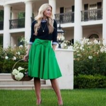 Zelena suknja s mašnom