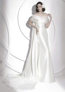 فستان زفاف مستقيم